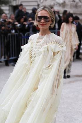 Arrivals at the Zimmermann Fashion Collection Ready to Wear Fall Winter 2025 2026 show during Paris Fashion Week PFW Violet Grace Atkinson arrivals at the Zimmermann Fashion Collection Ready to Wear Fall Winter 2025 2026 show during Paris Fashion Week PFW , in Paris, France, on March 10, 2025 Denis Guignebourg Bestimage Arrivals at the Zimmermann Fashion Collection Ready to Wear Fall Winter 2025 2026 show during Paris Fashion Week PFW , in Paris, France, on March 10, 2025 Paris France  Copyright: xYoannxOuahcenex xBestimagexYoannxOuahcenex xBestimagex