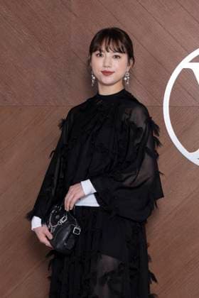 Paris Fashion Week, Gäste der Louis Vuitton Modenschau Celebrities at Vuitton Fashion Show Kaya Kiyohara Photo Call pour Le Défilé Vuitton Collection Prêt à Porter Automne Hiver 2025 2026 lors de la Fashion Week de Paris PFW , le 10 mars 2025 Olivier Borde Bestimage Celebrities at Vuitton Fashion Show Ready to Wear Collection Fall Winter 2025 2026 during Paris Fashion Week, on march 10th 2025 Olivier Borde Bestimage  Copyright: xOLIVIERxBORDEx xBESTIMAGExOLIVIERxBORDEx xBESTIMAGEx