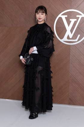 Paris Fashion Week, Gäste der Louis Vuitton Modenschau Celebrities at Vuitton Fashion Show Kaya Kiyohara Photo Call pour Le Défilé Vuitton Collection Prêt à Porter Automne Hiver 2025 2026 lors de la Fashion Week de Paris PFW , le 10 mars 2025 Olivier Borde Bestimage Celebrities at Vuitton Fashion Show Ready to Wear Collection Fall Winter 2025 2026 during Paris Fashion Week, on march 10th 2025 Olivier Borde Bestimage  Copyright: xOLIVIERxBORDEx xBESTIMAGExOLIVIERxBORDEx xBESTIMAGEx