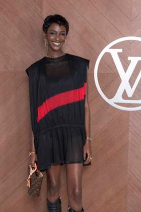 Paris Fashion Week, Gäste der Louis Vuitton Modenschau Celebrities at Vuitton Fashion Show Lous and the Yakuza Photo Call pour Le Défilé Vuitton Collection Prêt à Porter Automne Hiver 2025 2026 lors de la Fashion Week de Paris PFW , le 10 mars 2025 Olivier Borde Bestimage Celebrities at Vuitton Fashion Show Ready to Wear Collection Fall Winter 2025 2026 during Paris Fashion Week, on march 10th 2025 Olivier Borde Bestimage  Copyright: xOLIVIERxBORDEx xBESTIMAGExOLIVIERxBORDEx xBESTIMAGEx