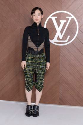 Paris Fashion Week, Gäste der Louis Vuitton Modenschau Celebrities at Vuitton Fashion Show Moeka Hoshi Photo Call pour Le Défilé Vuitton Collection Prêt à Porter Automne Hiver 2025 2026 lors de la Fashion Week de Paris PFW , le 10 mars 2025 Olivier Borde Bestimage Celebrities at Vuitton Fashion Show Ready to Wear Collection Fall Winter 2025 2026 during Paris Fashion Week, on march 10th 2025 Olivier Borde Bestimage  Copyright: xOLIVIERxBORDEx xBESTIMAGExOLIVIERxBORDEx xBESTIMAGEx