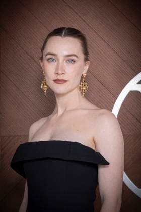 Paris Fashion Week, Gäste der Louis Vuitton Modenschau Celebrities at Vuitton Fashion Show Saoirse Ronan Photo Call pour Le Défilé Vuitton Collection Prêt à Porter Automne Hiver 2025 2026 lors de la Fashion Week de Paris PFW , le 10 mars 2025 Olivier Borde Bestimage Celebrities at Vuitton Fashion Show Ready to Wear Collection Fall Winter 2025 2026 during Paris Fashion Week, on march 10th 2025 Olivier Borde Bestimage  Copyright: xOLIVIERxBORDEx xBESTIMAGExOLIVIERxBORDEx xBESTIMAGEx