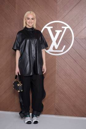Paris Fashion Week, Gäste der Louis Vuitton Modenschau Celebrities at Vuitton Fashion Show Noémie Merlant Photo Call for Le Défilé Vuitton Collection Prêt à Porter Automne Hiver 2025 2026 during Paris Fashion Week PFW, on march 10th 2025 Olivier Borde Bestimage Celebrities at Vuitton Fashion Show Ready to Wear Collection Fall Winter 2025 2026 during Paris Fashion Week, on march 10th 2025 Olivier Borde Bestimage  Copyright: xOLIVIERxBORDEx xBESTIMAGExOLIVIERxBORDEx xBESTIMAGEx