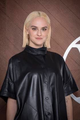 Paris Fashion Week, Gäste der Louis Vuitton Modenschau Celebrities at Vuitton Fashion Show Noémie Merlant Photo Call for Le Défilé Vuitton Collection Prêt à Porter Automne Hiver 2025 2026 during Paris Fashion Week PFW, on march 10th 2025 Olivier Borde Bestimage Celebrities at Vuitton Fashion Show Ready to Wear Collection Fall Winter 2025 2026 during Paris Fashion Week, on march 10th 2025 Olivier Borde Bestimage  Copyright: xOLIVIERxBORDEx xBESTIMAGExOLIVIERxBORDEx xBESTIMAGEx