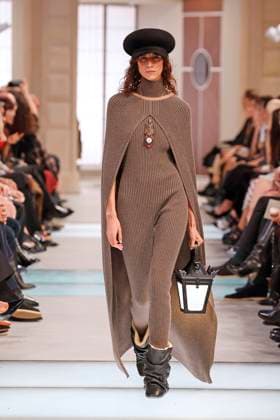Louis Vuitton Ready to Wear Fall Winter 2025 - Paris, March 2025 Louis Vuitton Ready to Wear Fall Winter 2025 - Paris, March 2025, Credit:Zeppelin Avalon  Copyright: xZeppelinx xAvalonx 0974378544