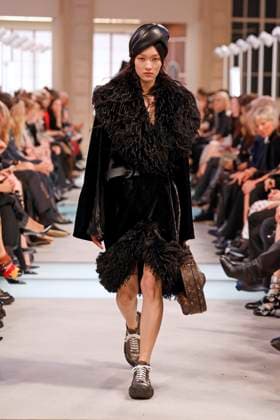 Louis Vuitton Ready to Wear Fall Winter 2025 - Paris, March 2025 Louis Vuitton Ready to Wear Fall Winter 2025 - Paris, March 2025, Credit:Zeppelin Avalon  Copyright: xZeppelinx xAvalonx 0974378673