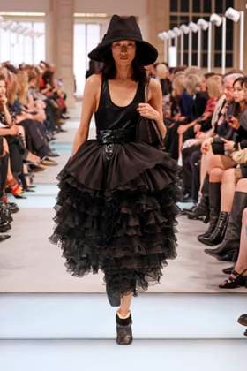 Louis Vuitton Ready to Wear Fall Winter 2025 - Paris, March 2025 Louis Vuitton Ready to Wear Fall Winter 2025 - Paris, March 2025, Credit:Zeppelin Avalon  Copyright: xZeppelinx xAvalonx 0974378685