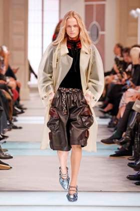 Louis Vuitton Ready to Wear Fall Winter 2025 - Paris, March 2025 Louis Vuitton Ready to Wear Fall Winter 2025 - Paris, March 2025, Credit:Zeppelin Avalon  Copyright: xZeppelinx xAvalonx 0974378791
