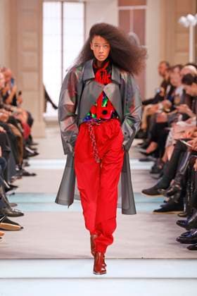 Louis Vuitton Ready to Wear Fall Winter 2025 - Paris, March 2025 Louis Vuitton Ready to Wear Fall Winter 2025 - Paris, March 2025, Credit:Zeppelin Avalon  Copyright: xZeppelinx xAvalonx 0974378841