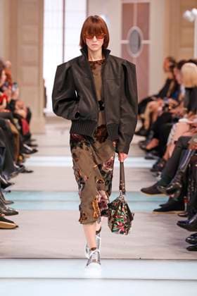 Louis Vuitton Ready to Wear Fall Winter 2025 - Paris, March 2025 Louis Vuitton Ready to Wear Fall Winter 2025 - Paris, March 2025, Credit:Zeppelin Avalon  Copyright: xZeppelinx xAvalonx 0974378868
