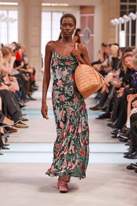 Louis Vuitton Ready to Wear Fall Winter 2025 - Paris, March 2025 Louis Vuitton Ready to Wear Fall Winter 2025 - Paris, March 2025, Credit:Zeppelin Avalon  Copyright: xZeppelinx xAvalonx 0974378919