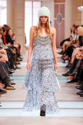 Louis Vuitton Ready to Wear Fall Winter 2025 - Paris, March 2025 Louis Vuitton Ready to Wear Fall Winter 2025 - Paris, March 2025, Credit:Zeppelin Avalon  Copyright: xZeppelinx xAvalonx 0974378928