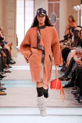 Louis Vuitton Ready to Wear Fall Winter 2025 - Paris, March 2025 Louis Vuitton Ready to Wear Fall Winter 2025 - Paris, March 2025, Credit:Zeppelin Avalon  Copyright: xZeppelinx xAvalonx 0974379090