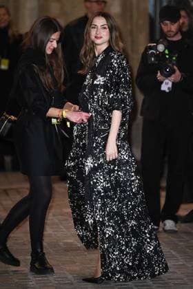 Paris Fashion Week, Gäste der Louis Vuitton Modenschau PFW Louis Vuitton Arrivals Ana de Armas attending the Louis Vuitton Womenswear Fall Winter 2025-2026 show as part of Paris Fashion Week in Paris, France on March 10, 2025. Photo by Aurore Marechal ABACAPRESS.COM Paris France  Copyright: xMarechalxAurore ABACAx