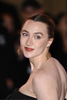 Paris Fashion Week, Gäste der Louis Vuitton Modenschau PFW Louis Vuitton Arrivals Saoirse Ronan attending the Louis Vuitton Womenswear Fall Winter 2025-2026 show as part of Paris Fashion Week in Paris, France on March 10, 2025. Photo by Aurore Marechal ABACAPRESS.COM Paris France  Copyright: xMarechalxAurore ABACAx