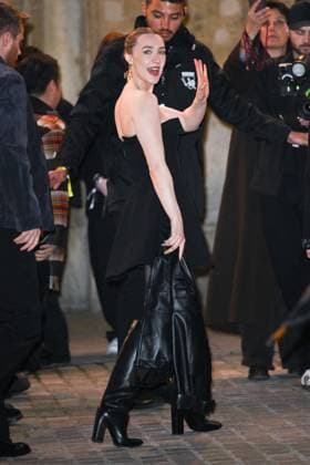Paris Fashion Week, Gäste der Louis Vuitton Modenschau PFW Louis Vuitton Arrivals Saoirse Ronan attending the Louis Vuitton Womenswear Fall Winter 2025-2026 show as part of Paris Fashion Week in Paris, France on March 10, 2025. Photo by Aurore Marechal ABACAPRESS.COM Paris France  Copyright: xMarechalxAurore ABACAx