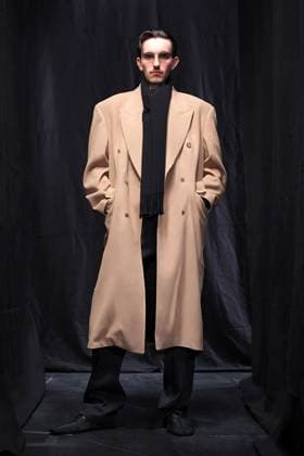 Balenciaga Ready to Wear Fall Winter 2025 - Paris, March 2025 Balenciaga Ready to Wear Fall Winter 2025 - Paris, March 2025, Credit:Zeppelin Avalon  Copyright: xZeppelinx xAvalonx 0974379309