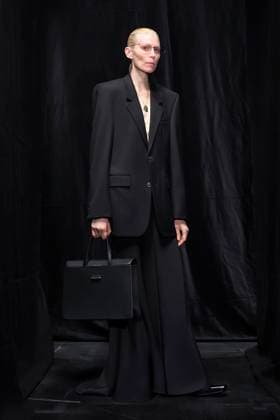 Balenciaga Ready to Wear Fall Winter 2025 - Paris, March 2025 Balenciaga Ready to Wear Fall Winter 2025 - Paris, March 2025, Credit:Zeppelin Avalon  Copyright: xZeppelinx xAvalonx 0974379435
