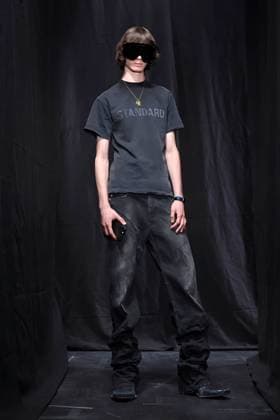 Balenciaga Ready to Wear Fall Winter 2025 - Paris, March 2025 Balenciaga Ready to Wear Fall Winter 2025 - Paris, March 2025, Credit:Zeppelin Avalon  Copyright: xZeppelinx xAvalonx 0974380009