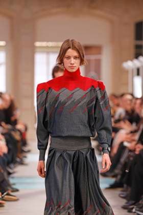 Louis Vuitton Ready to Wear Fall Winter 2025 - Paris, March 2025 Louis Vuitton Ready to Wear Fall Winter 2025 - Paris, March 2025, Credit:Zeppelin Avalon  Copyright: xZeppelinx xAvalonx 0974450235