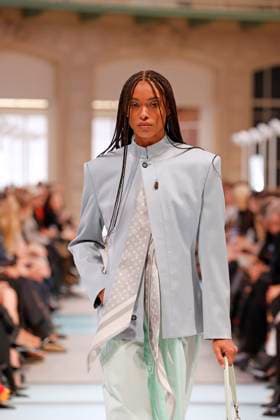 Louis Vuitton Ready to Wear Fall Winter 2025 - Paris, March 2025 Louis Vuitton Ready to Wear Fall Winter 2025 - Paris, March 2025, Credit:Zeppelin Avalon  Copyright: xZeppelinx xAvalonx 0974450669