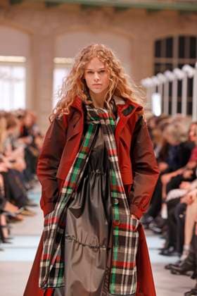 Louis Vuitton Ready to Wear Fall Winter 2025 - Paris, March 2025 Louis Vuitton Ready to Wear Fall Winter 2025 - Paris, March 2025, Credit:Zeppelin Avalon  Copyright: xZeppelinx xAvalonx 0974451681