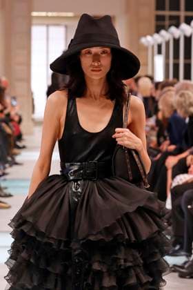 Louis Vuitton Ready to Wear Fall Winter 2025 - Paris, March 2025 Louis Vuitton Ready to Wear Fall Winter 2025 - Paris, March 2025, Credit:Zeppelin Avalon  Copyright: xZeppelinx xAvalonx 0974451995