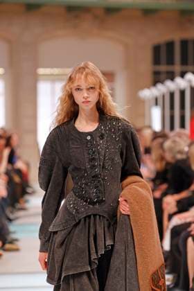 Louis Vuitton Ready to Wear Fall Winter 2025 - Paris, March 2025 Louis Vuitton Ready to Wear Fall Winter 2025 - Paris, March 2025, Credit:Zeppelin Avalon  Copyright: xZeppelinx xAvalonx 0974452492