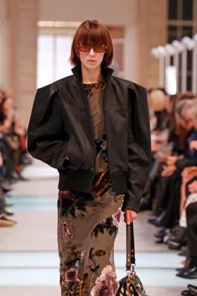 Louis Vuitton Ready to Wear Fall Winter 2025 - Paris, March 2025 Louis Vuitton Ready to Wear Fall Winter 2025 - Paris, March 2025, Credit:Zeppelin Avalon  Copyright: xZeppelinx xAvalonx 0974452537