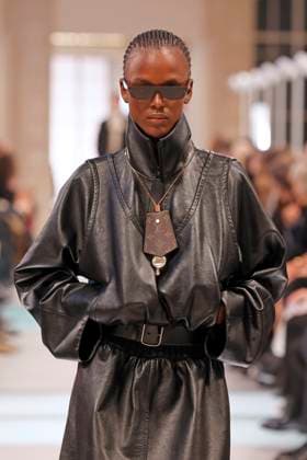 Louis Vuitton Ready to Wear Fall Winter 2025 - Paris, March 2025 Louis Vuitton Ready to Wear Fall Winter 2025 - Paris, March 2025, Credit:Zeppelin Avalon  Copyright: xZeppelinx xAvalonx 0974452604
