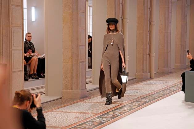 Louis Vuitton Ready to Wear Fall Winter 2025 - Paris, March 2025 Louis Vuitton Ready to Wear Fall Winter 2025 - Paris, March 2025, Credit:Zeppelin Avalon  Copyright: xZeppelinx xAvalonx 0974452712