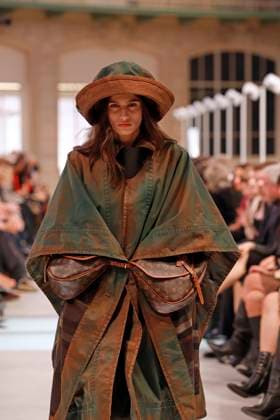 Louis Vuitton Ready to Wear Fall Winter 2025 - Paris, March 2025 Louis Vuitton Ready to Wear Fall Winter 2025 - Paris, March 2025, Credit:Zeppelin Avalon  Copyright: xZeppelinx xAvalonx 0974453239