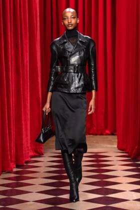 Marine Serre Ready to Wear Fall Winter 2025 - Paris, March 2025 Marine Serre Ready to Wear Fall Winter 2025 - Paris, March 2025, Credit:Zeppelin Avalon  Copyright: xZeppelinx xAvalonx 0974469103