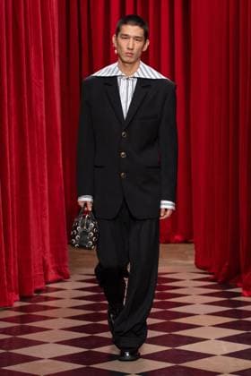 Marine Serre Ready to Wear Fall Winter 2025 - Paris, March 2025 Marine Serre Ready to Wear Fall Winter 2025 - Paris, March 2025, Credit:Zeppelin Avalon  Copyright: xZeppelinx xAvalonx 0974469287