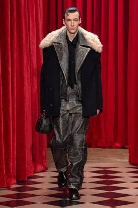 Marine Serre Ready to Wear Fall Winter 2025 - Paris, March 2025 Marine Serre Ready to Wear Fall Winter 2025 - Paris, March 2025, Credit:Zeppelin Avalon  Copyright: xZeppelinx xAvalonx 0974469398