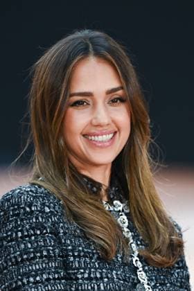 PFW Chanel Photocall Jessica Alba attending the Chanel Womenswear Fall Winter 2025-2026 show as part of Paris Fashion Week in Paris, France on March 11, 2025. Photo by Aurore Marechal ABACAPRESS.COM Paris France  Copyright: xMarechalxAurore ABACAx