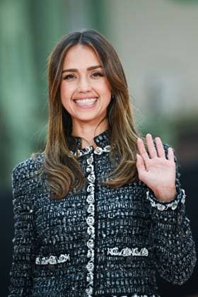 PFW Chanel Photocall Jessica Alba attending the Chanel Womenswear Fall Winter 2025-2026 show as part of Paris Fashion Week in Paris, France on March 11, 2025. Photo by Aurore Marechal ABACAPRESS.COM Paris France  Copyright: xMarechalxAurore ABACAx