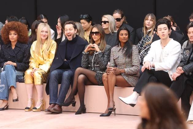 PFW Chanel Front Row Dakota Fanning, Jessica Alba, Simone Ashley and Park Seo-joon attending the Chanel Womenswear Fall Winter 2025-2026 show as part of Paris Fashion Week in Paris on March 10, 2025, France. Photo by Jerome Domine ABACAPRESS.COM  Copyright: xDominexJerome ABACAx