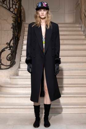 Kenzo Ready to Wear Fall Winter 2025 - Paris, March 2025 Kenzo Ready to Wear Fall Winter 2025 - Paris, March 2025, Credit:Zeppelin Avalon  Copyright: xZeppelinx xAvalonx 0974623011