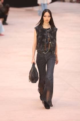 PFW Chanel Runway Models walk the runway during the Chanel Womenswear Fall Winter 2025-2026 show as part of Paris Fashion Week in Paris on March 10, 2025, France. Photo by Jerome Domine ABACAPRESS.COM  Copyright: xDominexJerome ABACAx
