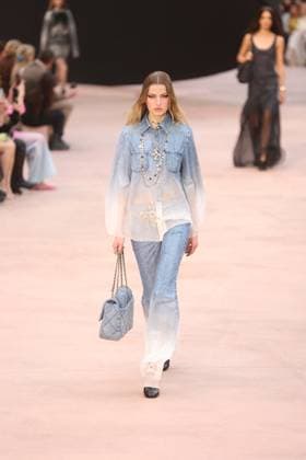 PFW Chanel Runway Models walk the runway during the Chanel Womenswear Fall Winter 2025-2026 show as part of Paris Fashion Week in Paris on March 10, 2025, France. Photo by Jerome Domine ABACAPRESS.COM  Copyright: xDominexJerome ABACAx
