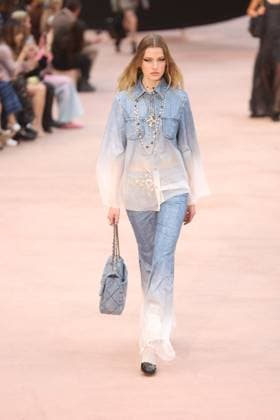 PFW Chanel Runway Models walk the runway during the Chanel Womenswear Fall Winter 2025-2026 show as part of Paris Fashion Week in Paris on March 10, 2025, France. Photo by Jerome Domine ABACAPRESS.COM  Copyright: xDominexJerome ABACAx