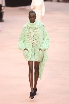 PFW Chanel Runway Models walk the runway during the Chanel Womenswear Fall Winter 2025-2026 show as part of Paris Fashion Week in Paris on March 10, 2025, France. Photo by Jerome Domine ABACAPRESS.COM  Copyright: xDominexJerome ABACAx
