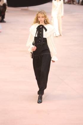 PFW Chanel Runway Models walk the runway during the Chanel Womenswear Fall Winter 2025-2026 show as part of Paris Fashion Week in Paris on March 10, 2025, France. Photo by Jerome Domine ABACAPRESS.COM  Copyright: xDominexJerome ABACAx