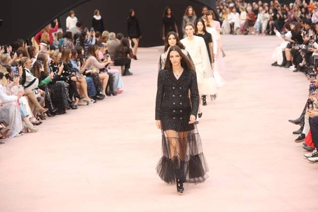 PFW Chanel Runway Models walk the runway during the Chanel Womenswear Fall Winter 2025-2026 show as part of Paris Fashion Week in Paris on March 10, 2025, France. Photo by Jerome Domine ABACAPRESS.COM  Copyright: xDominexJerome ABACAx