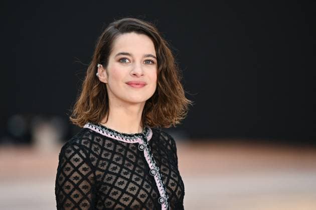 PFW Chanel Photocall Rebecca Marder attending the Chanel Womenswear Fall Winter 2025-2026 show as part of Paris Fashion Week in Paris, France on March 11, 2025. Photo by Aurore Marechal ABACAPRESS.COM Paris France  Copyright: xMarechalxAurore ABACAx