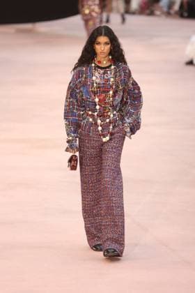 PFW Chanel Runway Models walk the runway during the Chanel Womenswear Fall Winter 2025-2026 show as part of Paris Fashion Week in Paris on March 10, 2025, France. Photo by Jerome Domine ABACAPRESS.COM  Copyright: xDominexJerome ABACAx
