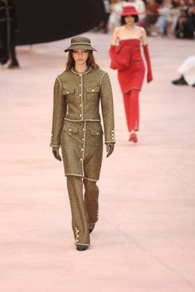 PFW Chanel Runway Models walk the runway during the Chanel Womenswear Fall Winter 2025-2026 show as part of Paris Fashion Week in Paris on March 10, 2025, France. Photo by Jerome Domine ABACAPRESS.COM  Copyright: xDominexJerome ABACAx