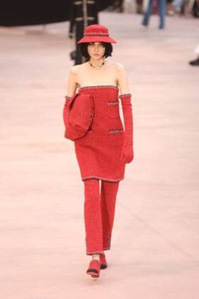 PFW Chanel Runway Models walk the runway during the Chanel Womenswear Fall Winter 2025-2026 show as part of Paris Fashion Week in Paris on March 10, 2025, France. Photo by Jerome Domine ABACAPRESS.COM  Copyright: xDominexJerome ABACAx
