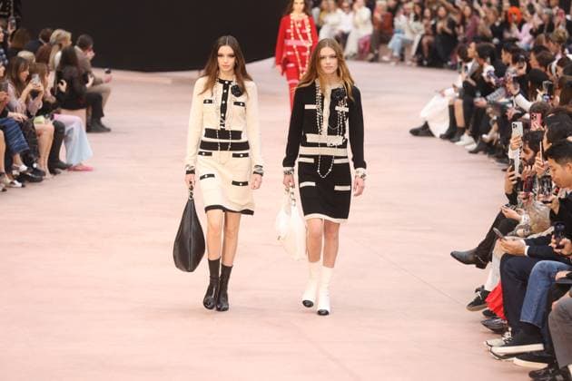 PFW Chanel Runway Models walk the runway during the Chanel Womenswear Fall Winter 2025-2026 show as part of Paris Fashion Week in Paris on March 10, 2025, France. Photo by Jerome Domine ABACAPRESS.COM  Copyright: xDominexJerome ABACAx